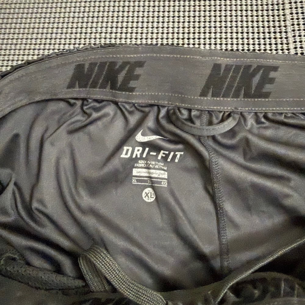 Nike Mens Dri-FIT Basketball Shorts XL Grey Black Glitch Print Training 0768 - Picture 7 of 7